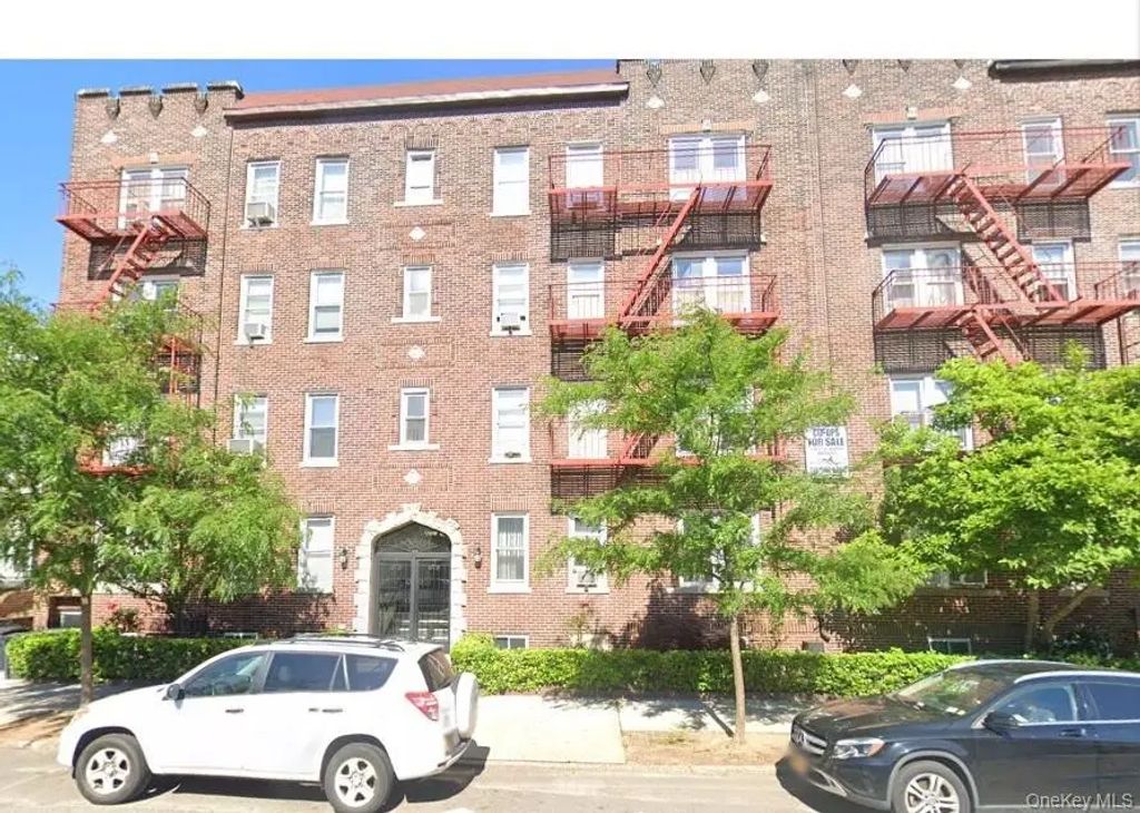 45-20 43 Street # 2c, Woodside