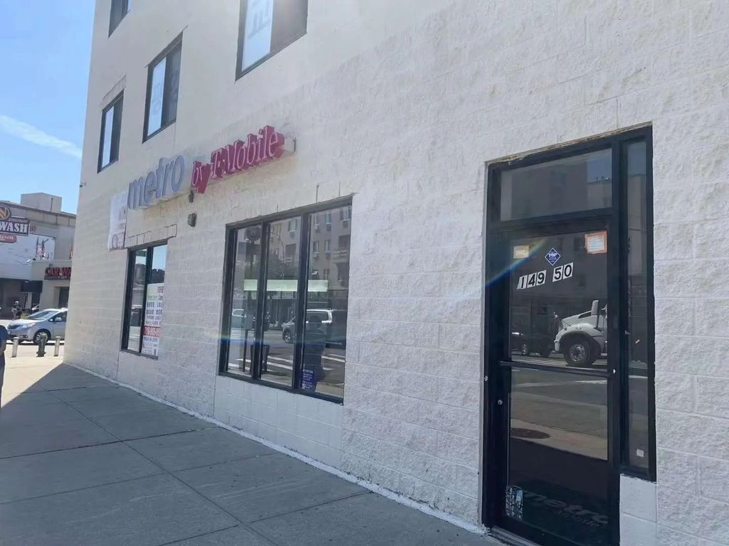 149-44 Northern Blvd, Flushing