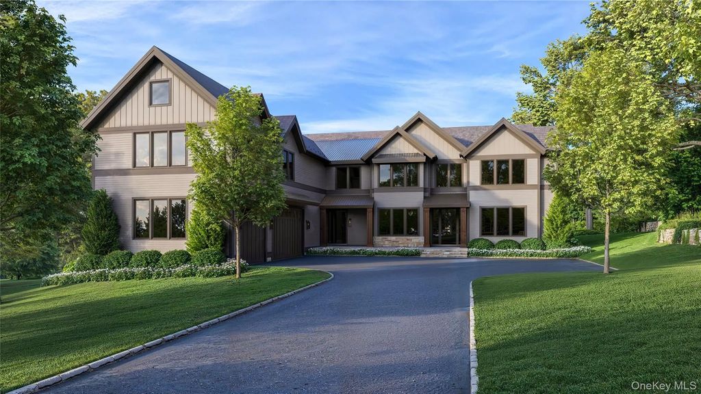 1 Hemlock Hill Lane, Bedford