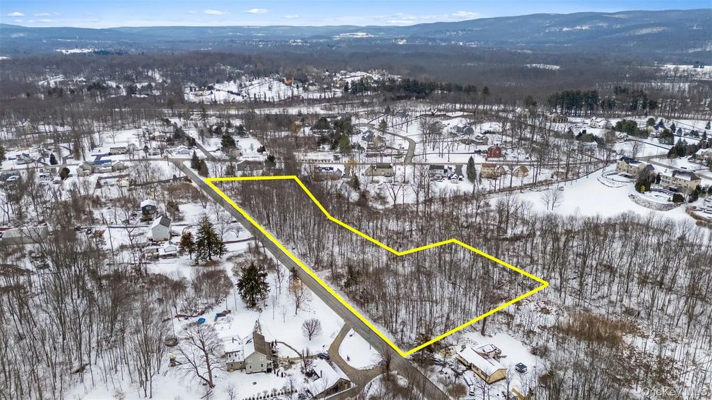 7 Townsend Road, Hopewell Junction