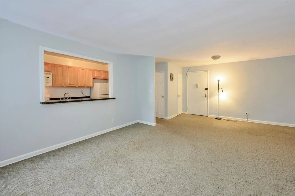 2 Sadore Lane # 4m, Yonkers
