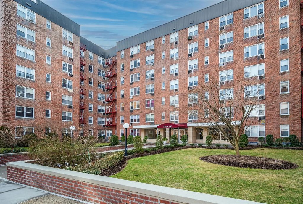 3 Sadore Lane # 1k, Yonkers