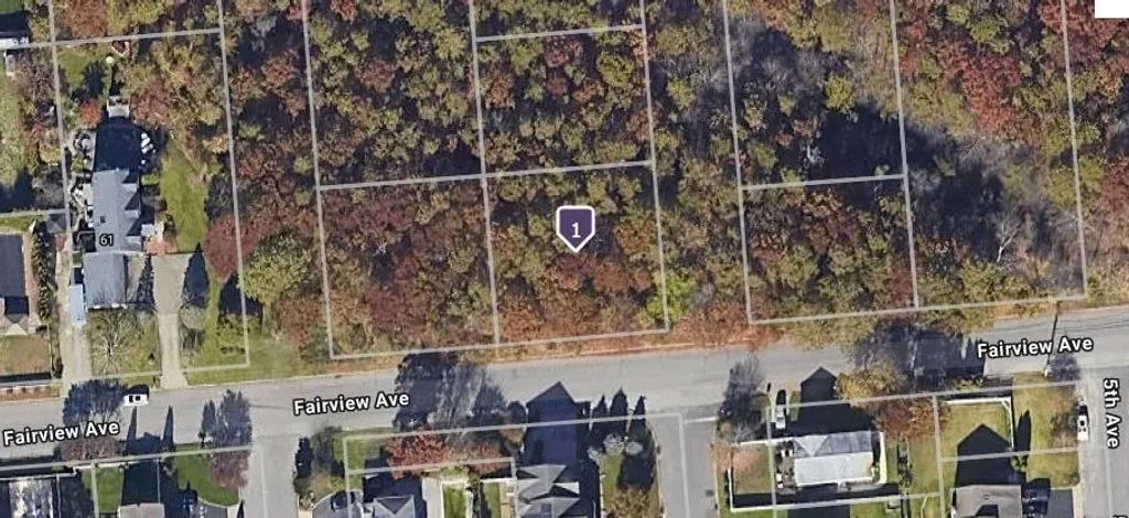 6th And 7th Ave, Holtsville