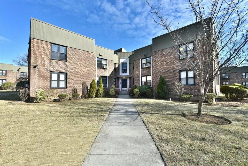 22-39 78 Street, Astoria
