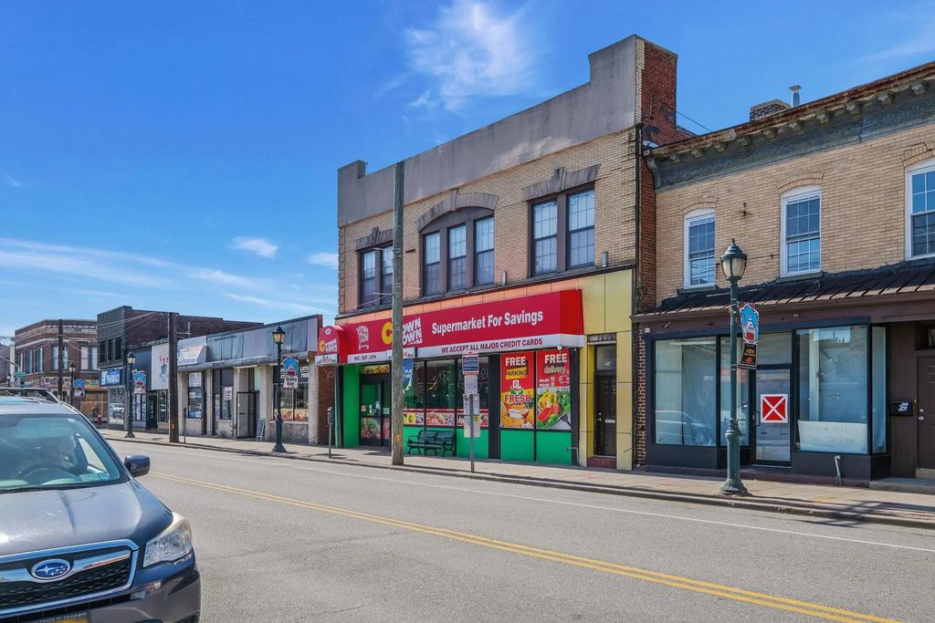 214 Rockaway Avenue, Valley Stream
