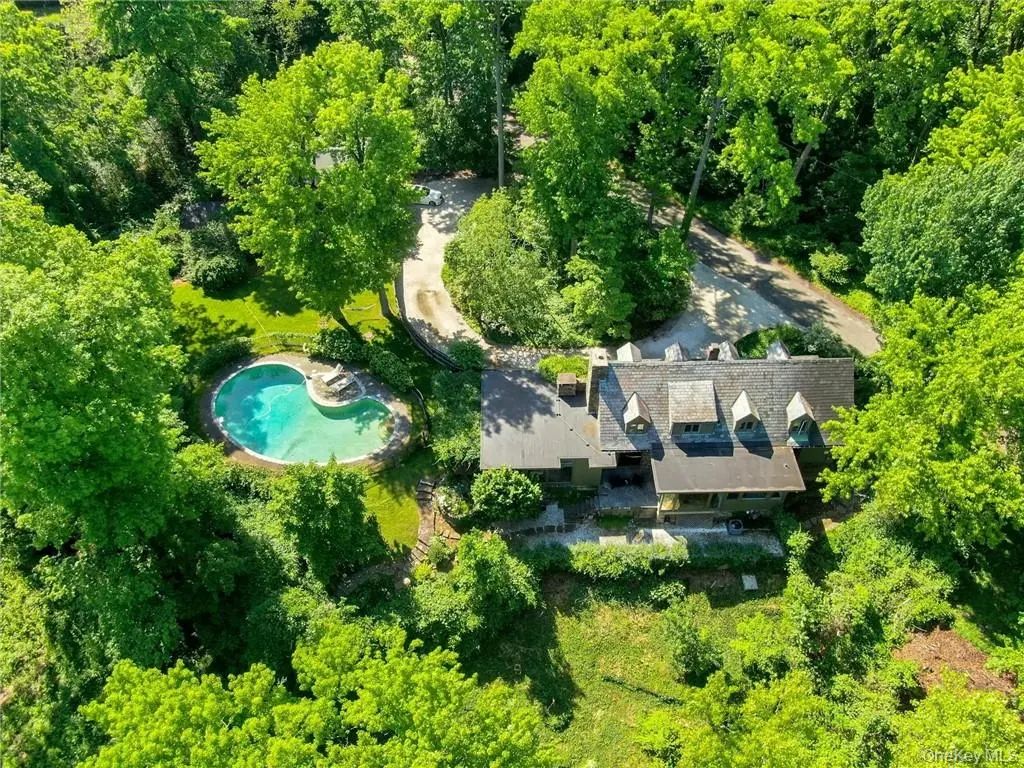 21 Woods Road, Palisades