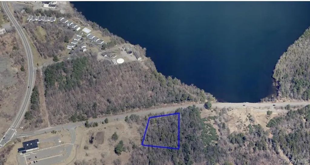 42 Concord Road, Kiamesha Lake