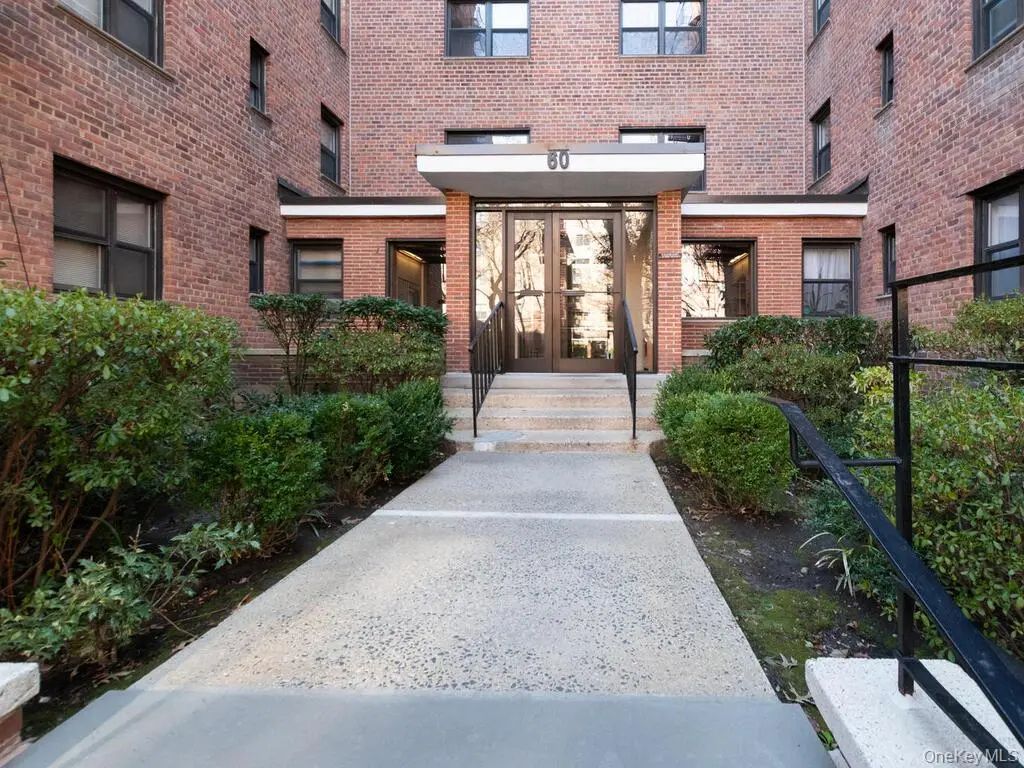 60 White Oak Street # 2-h, New Rochelle