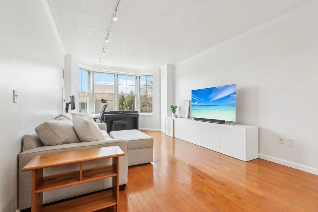 300 Mamaroneck Avenue # 615, White Plains