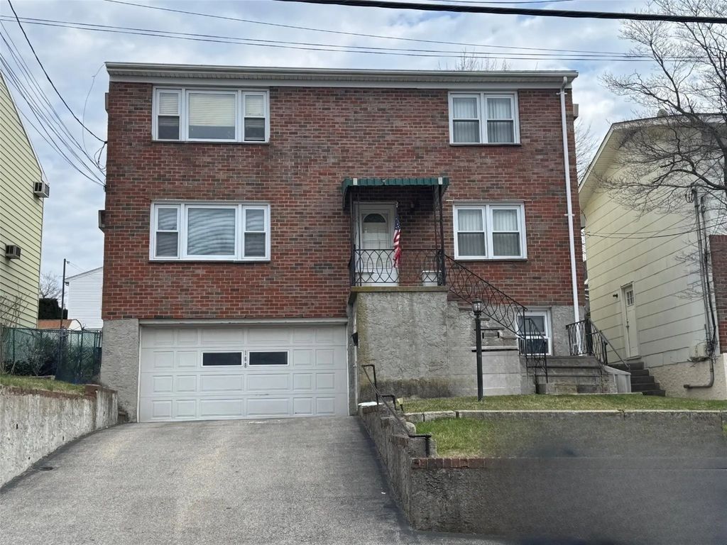 168 Bennett Avenue, Yonkers