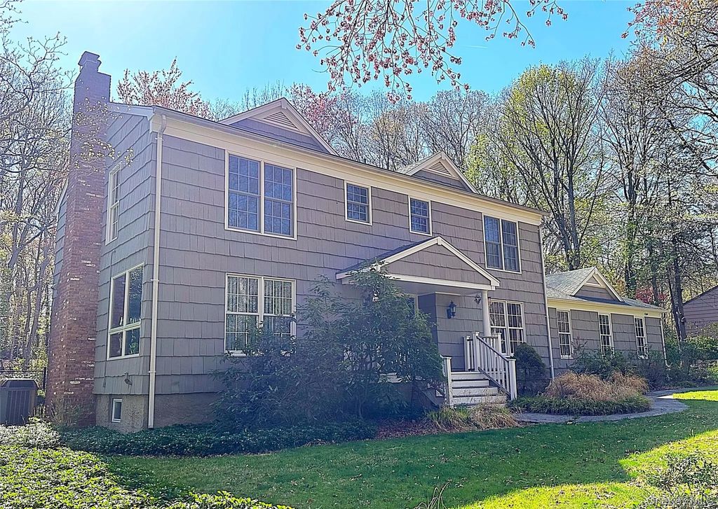 39 Cliff Road, Port Jefferson