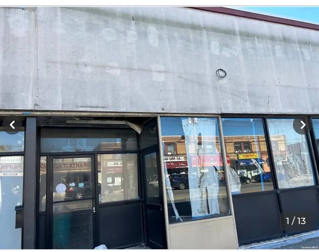911 Hempstead Turnpike, Franklin Square