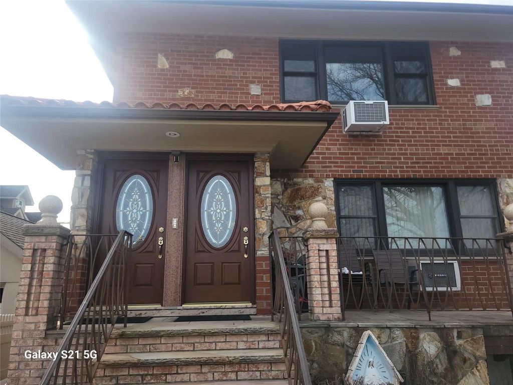 47-52 190, Fresh Meadows