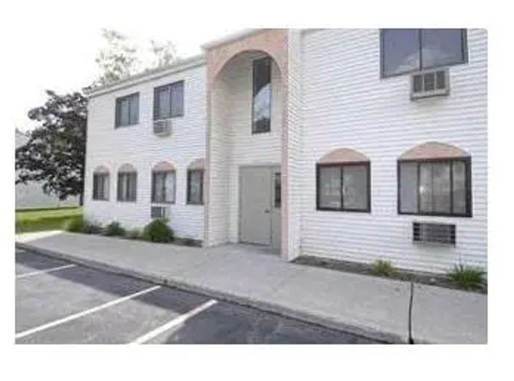 15 Carnaby Street # D, Wappingers Falls