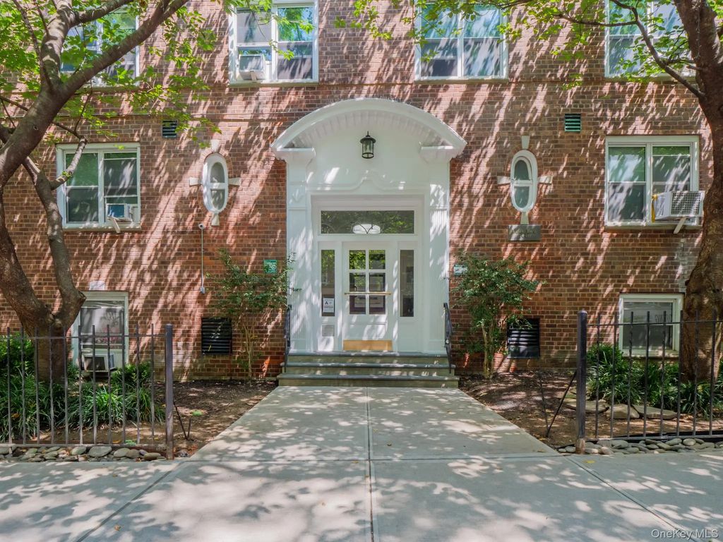 34-15 74th Street # 4h, Jackson Heights