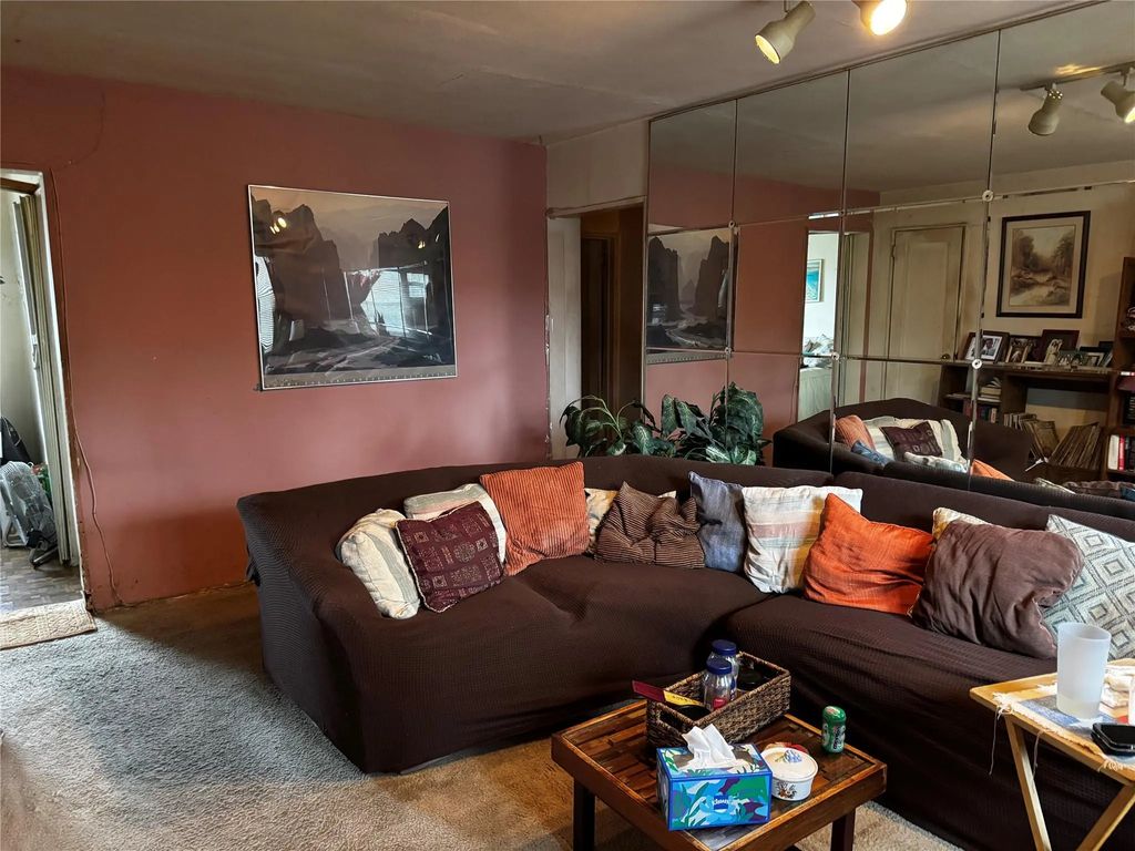 168-03 19 Avenue # 3-181, Whitestone