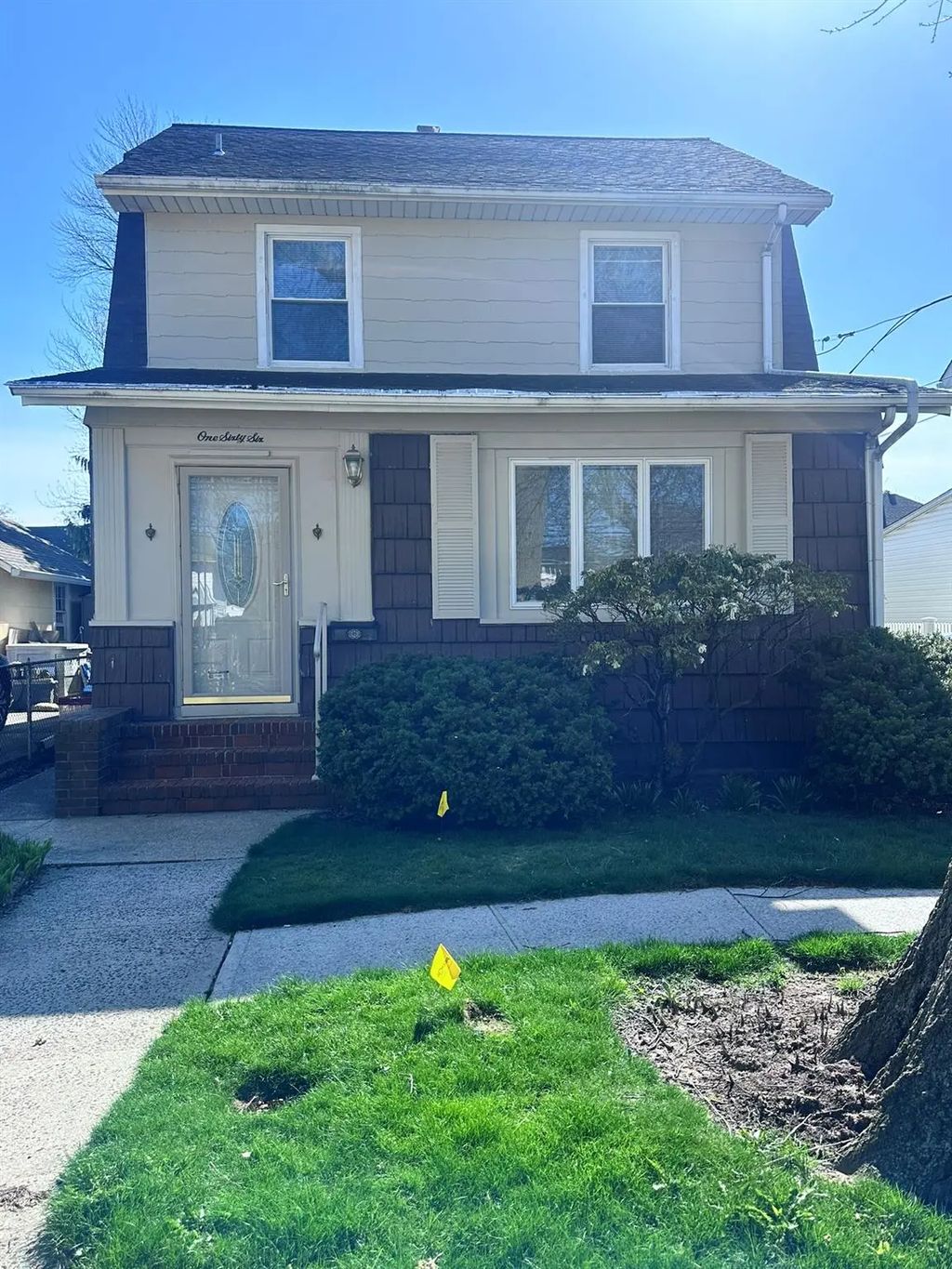 166 Franklin Street, Franklin Square