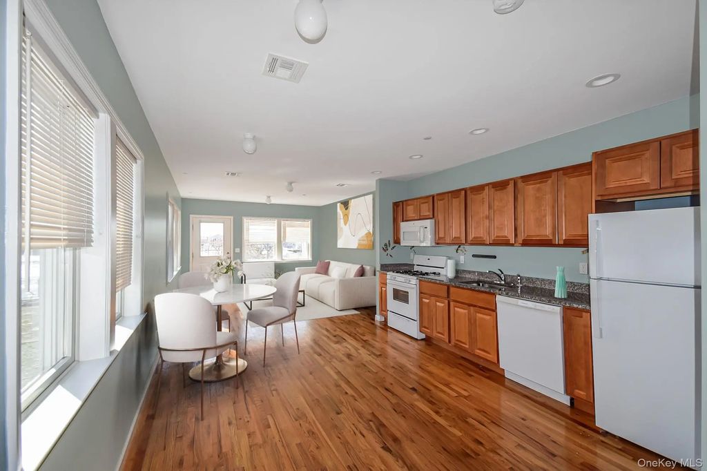 99-63 Lockwood Court, Howard Beach