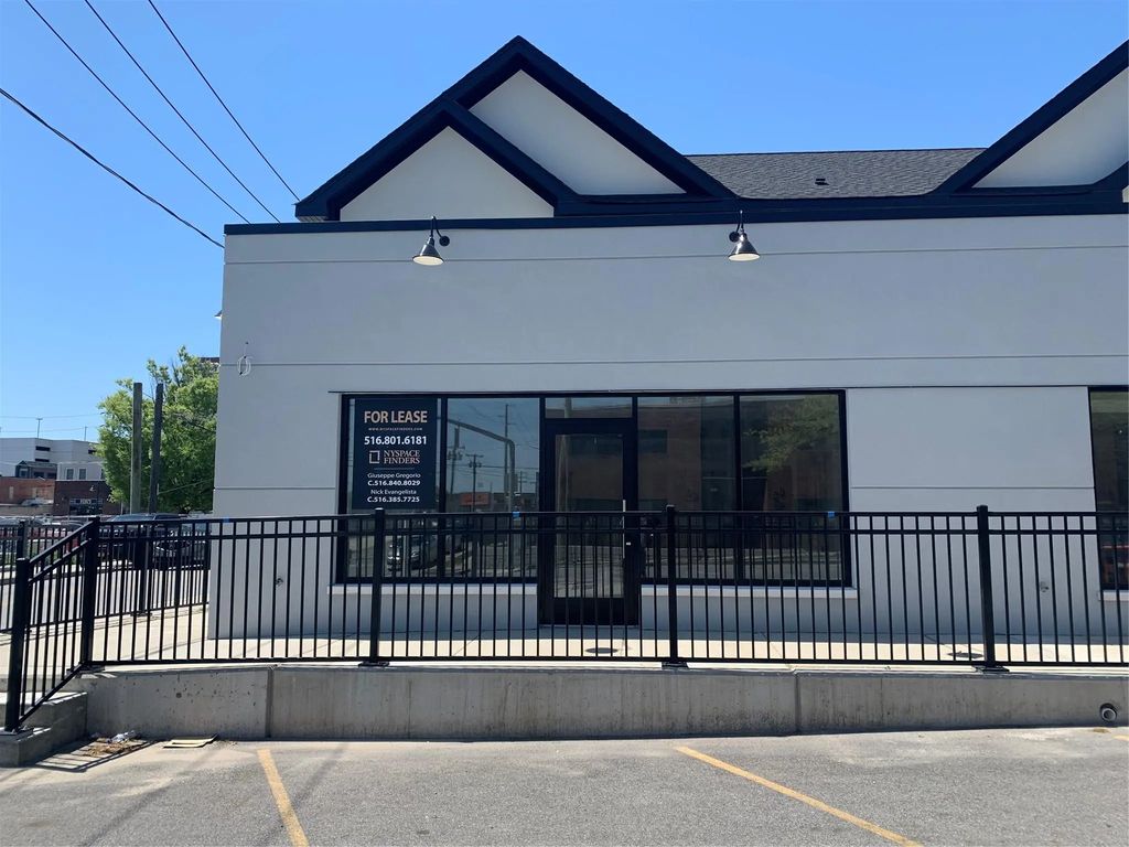 144 2nd Street 1, Mineola