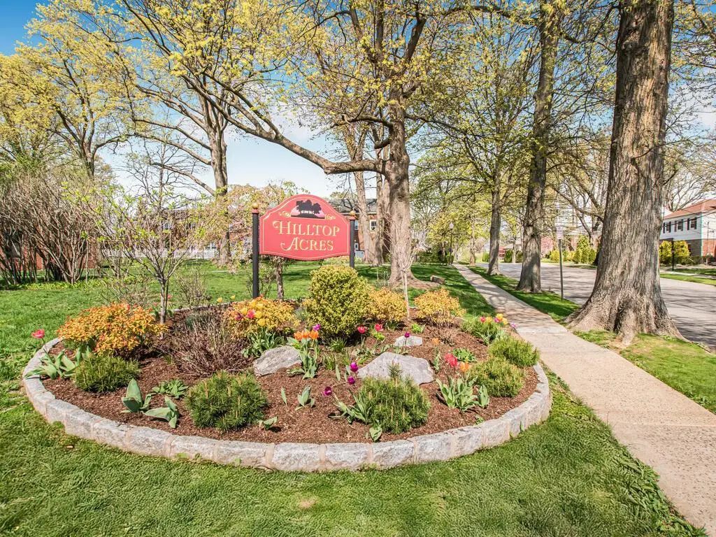 77 Hilltop Acres # 77, Yonkers