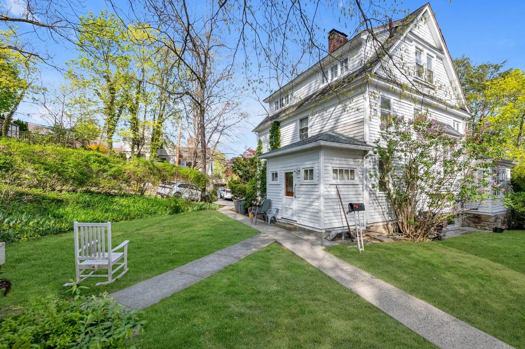 144 Read Avenue, Yonkers