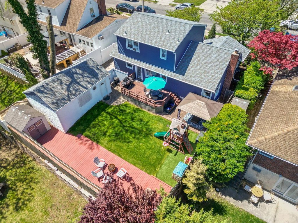 197 Doris Avenue, Franklin Square