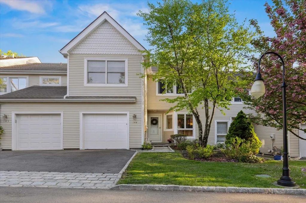 144 Winchester Drive, Yonkers