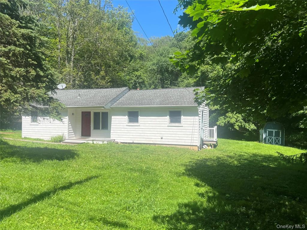 70 Watermelon Hill Road, Mahopac