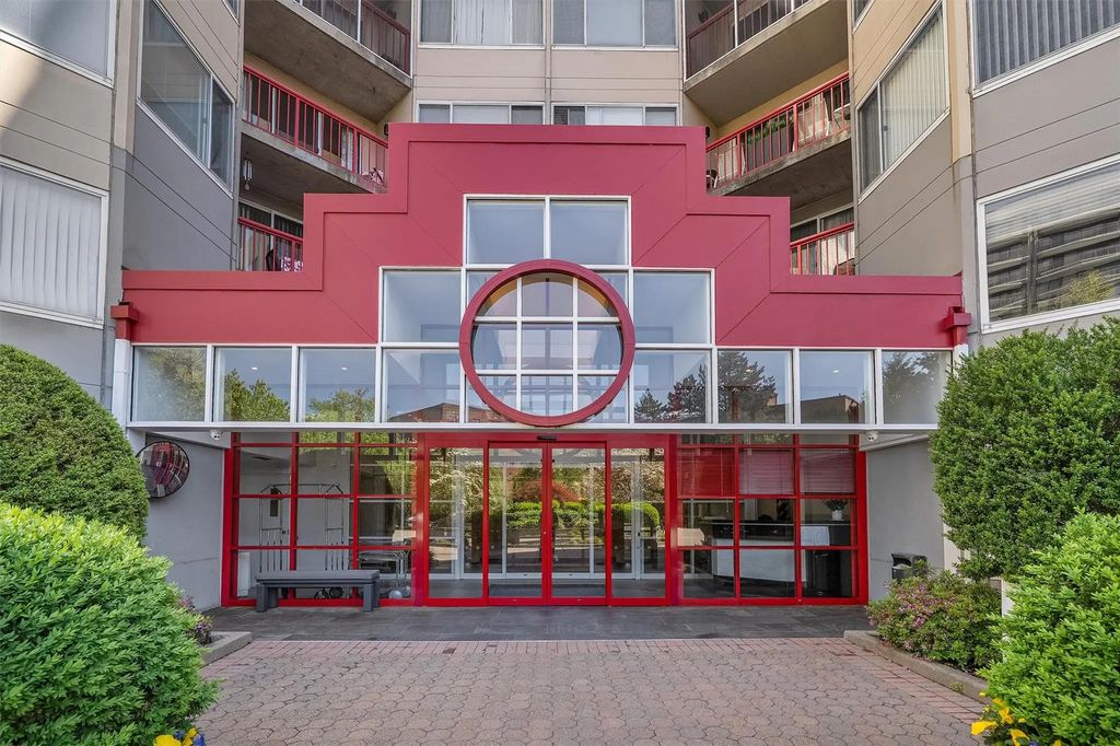 10 Stewart Place # 4de, White Plains