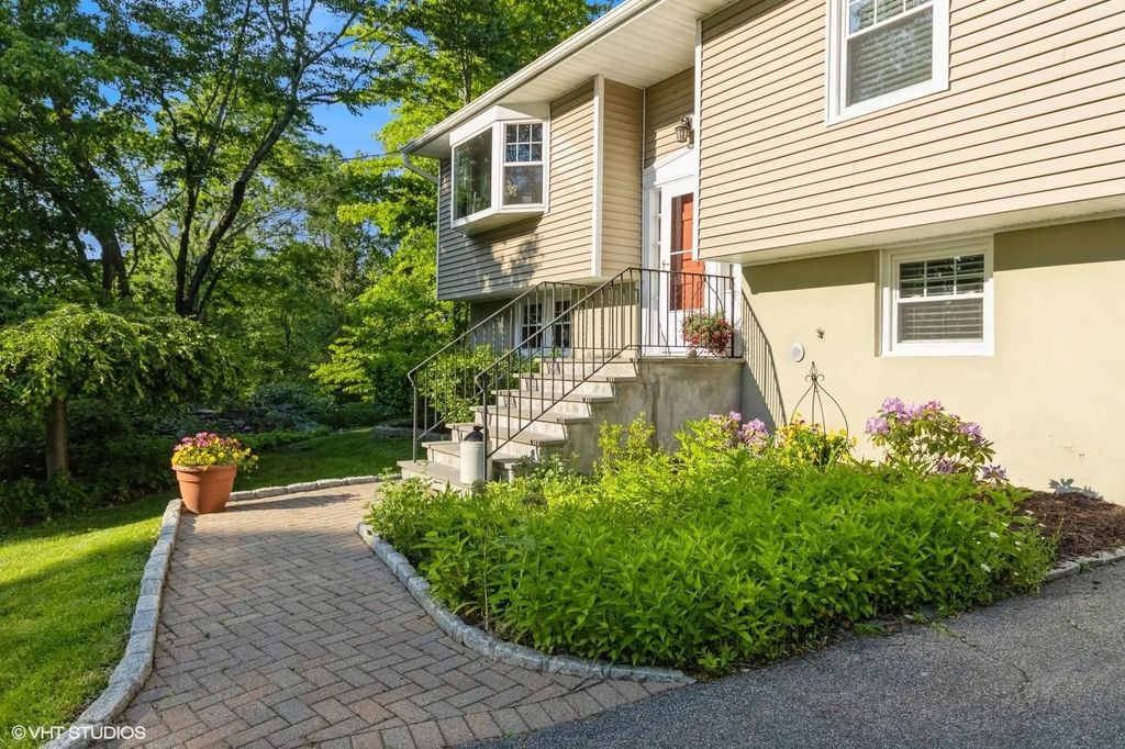 144 Shear Hill Road, Mahopac