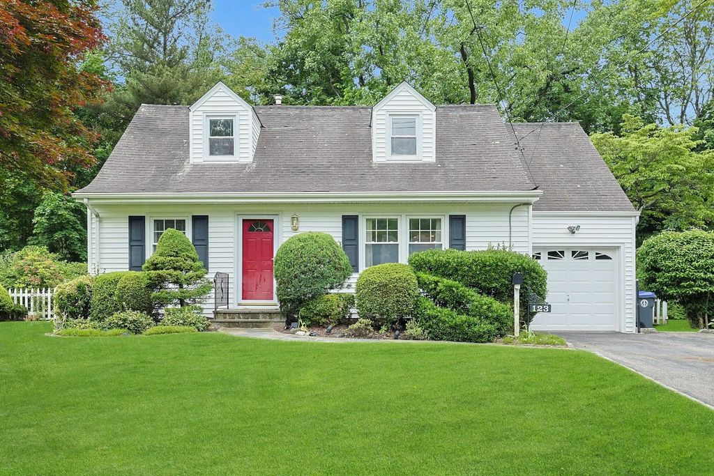 123 Randolph Road, White Plains