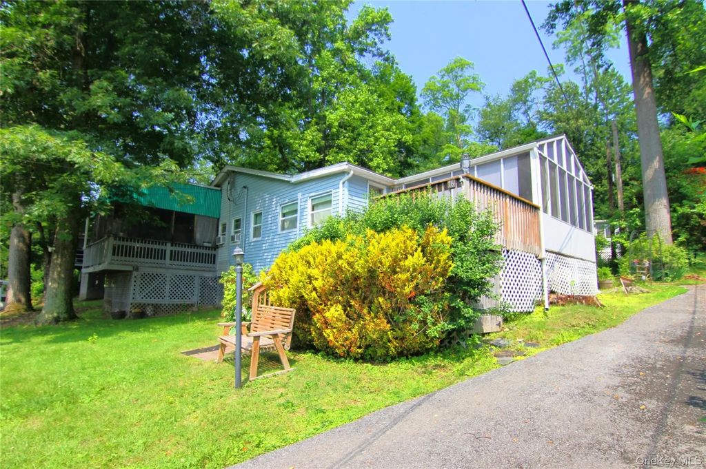191 Sylvan Lake Road # 16, Hopewell Junction