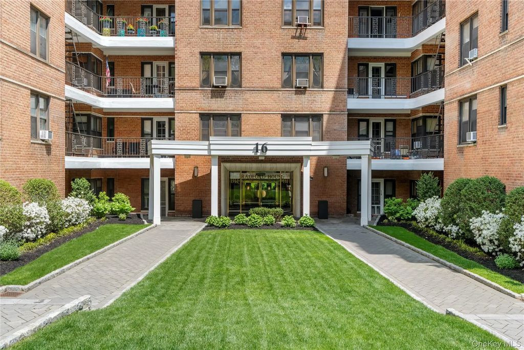 16 N Broadway # 4r, White Plains