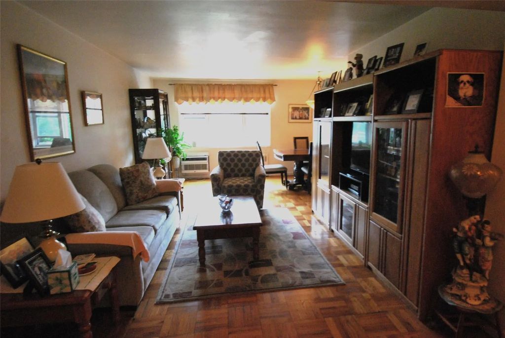 3 Sadore Lane # 2f, Yonkers