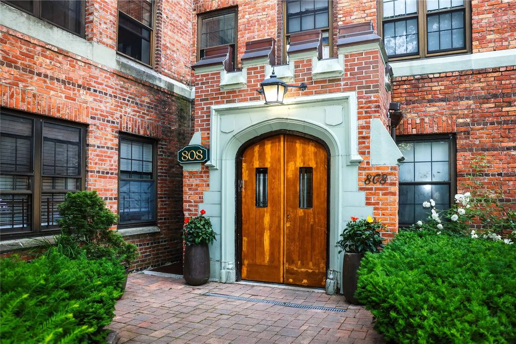 808 Bronx River Road # 1 A, Yonkers