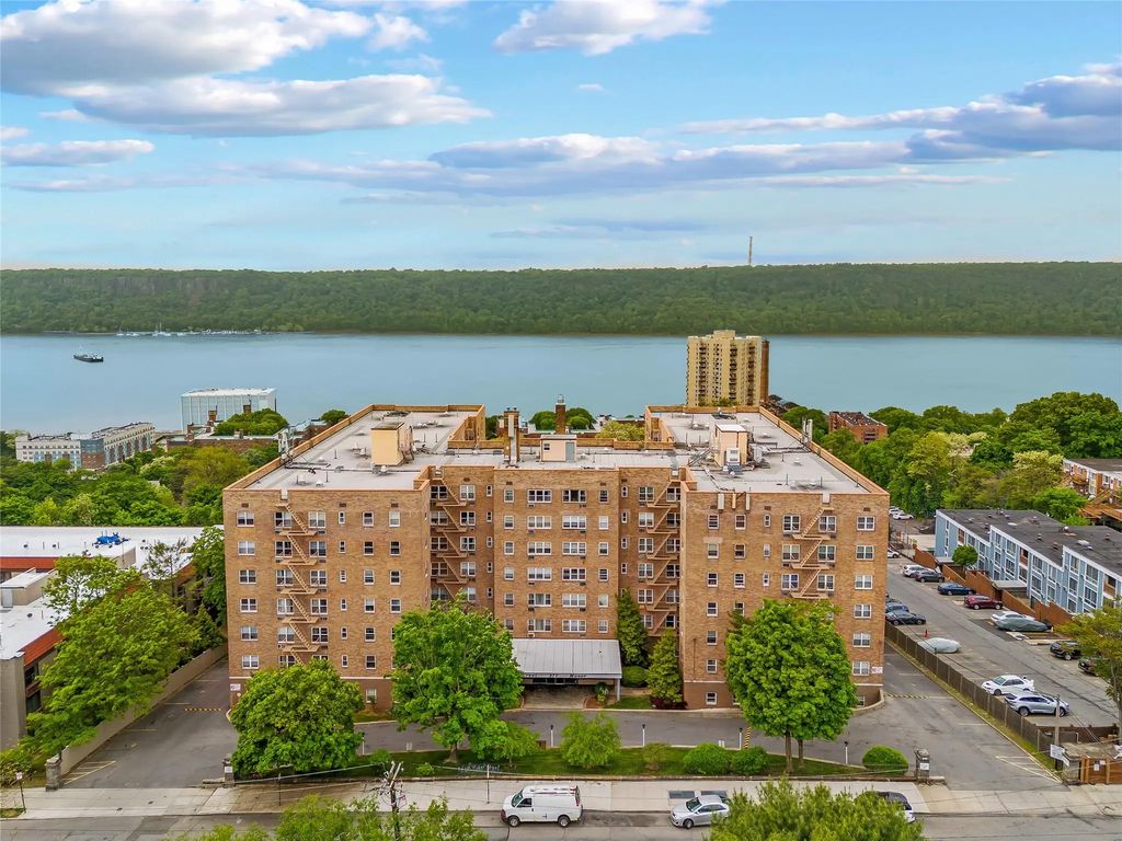 377 N Broadway # 402, Yonkers