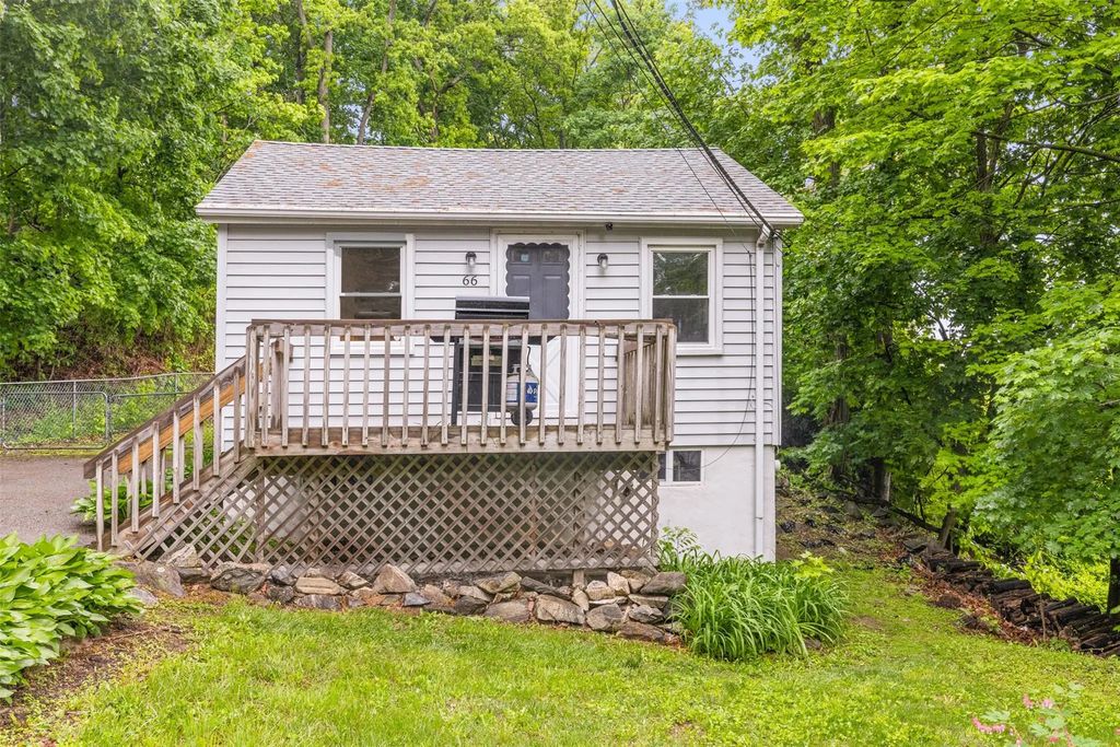 66 Secor Road, Mahopac