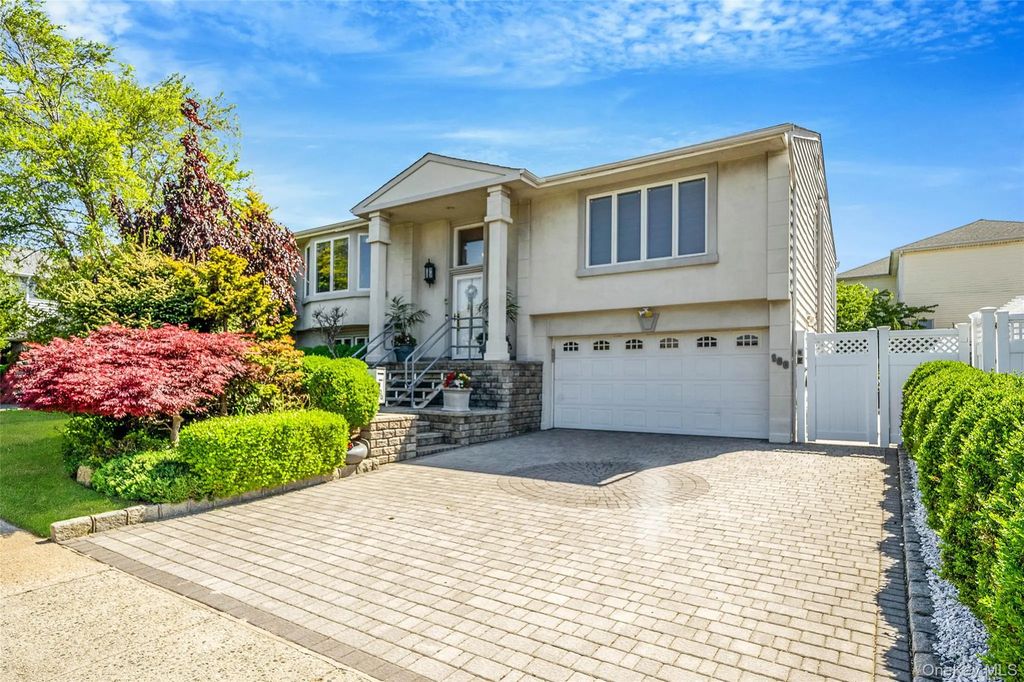 100 Mark Lane, Atlantic Beach