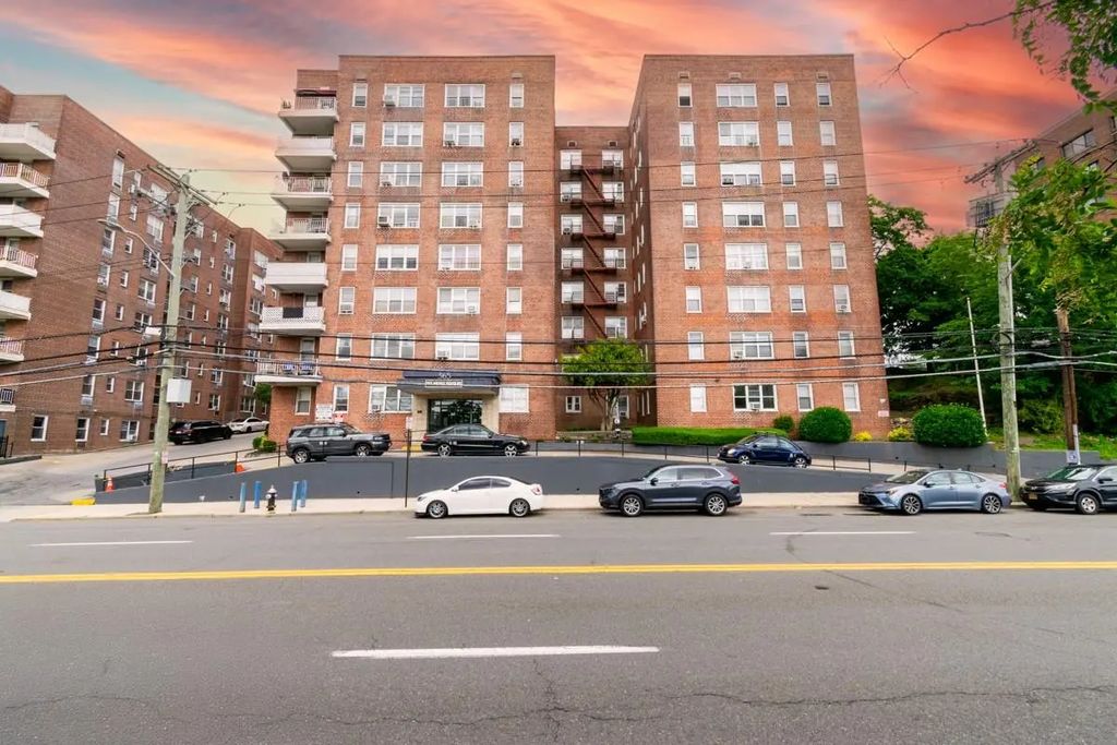 365 Bronx River Road # 2m, Yonkers