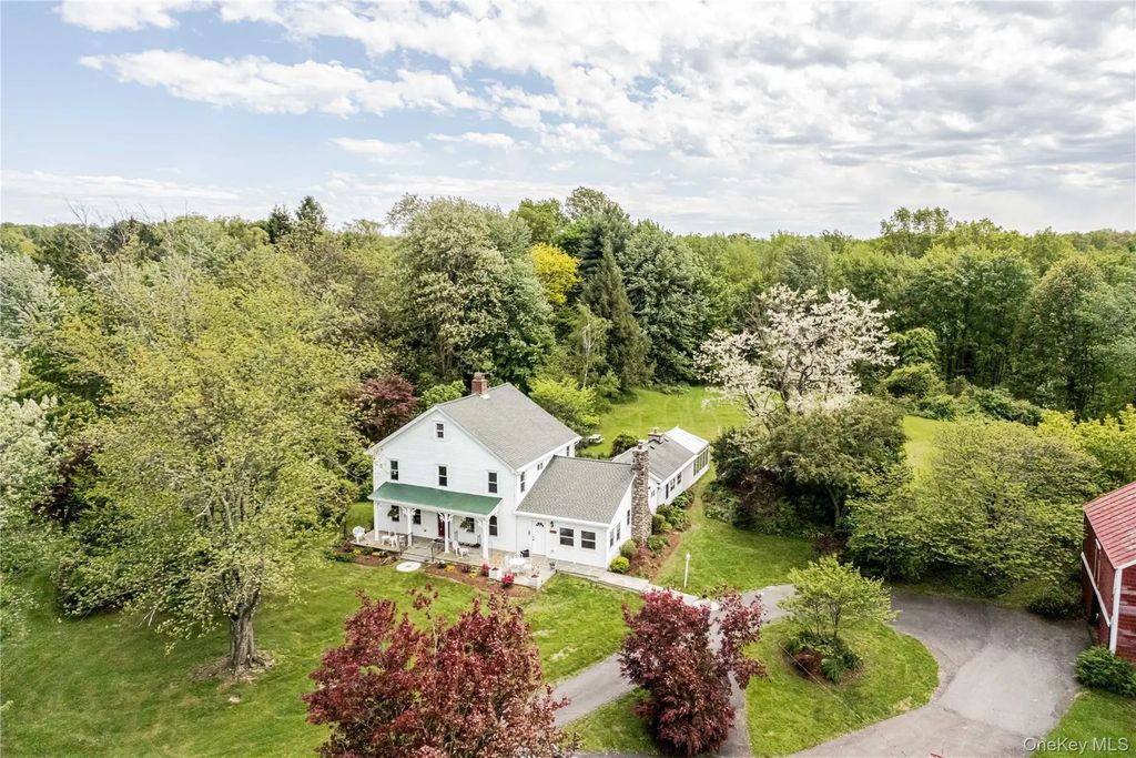 2295 State Route 32 S, New Paltz