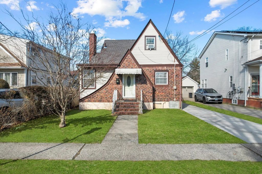 55 Ethel Street, Valley Stream
