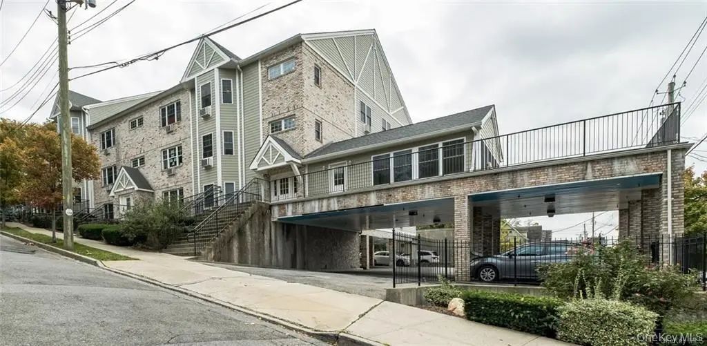 304 Warburton Avenue # 3a, Yonkers