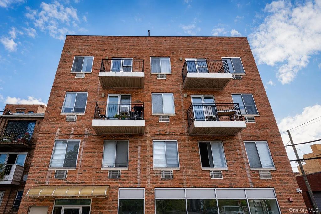 31-53 Linden Place # 2e, Flushing