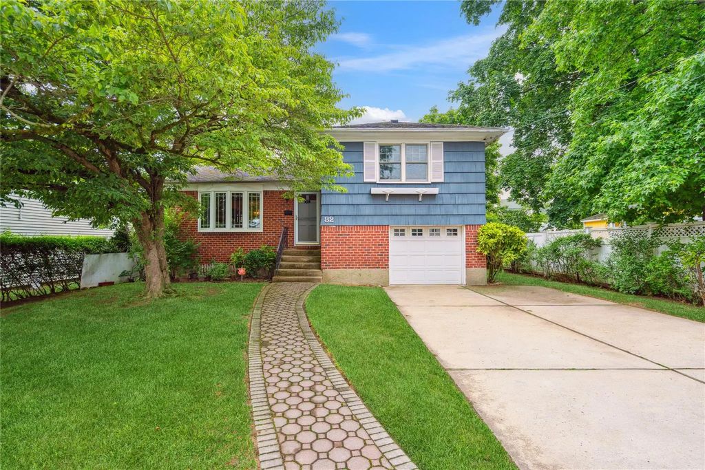 82 Cherry Lane, Lynbrook