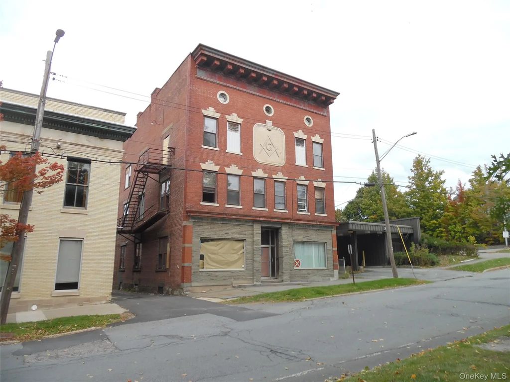 5 Bank St, Monticello