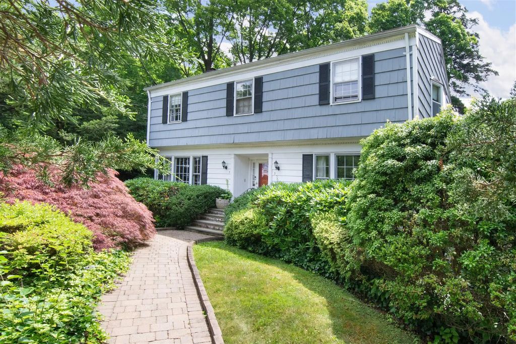 3 Little Lane, White Plains