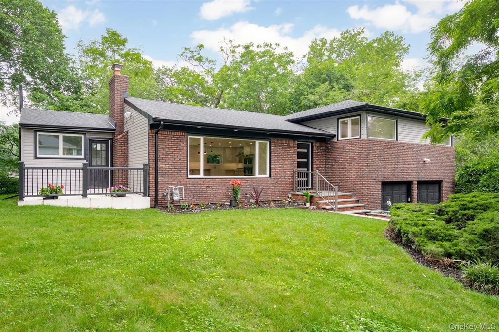 8 Junard Drive, Roslyn