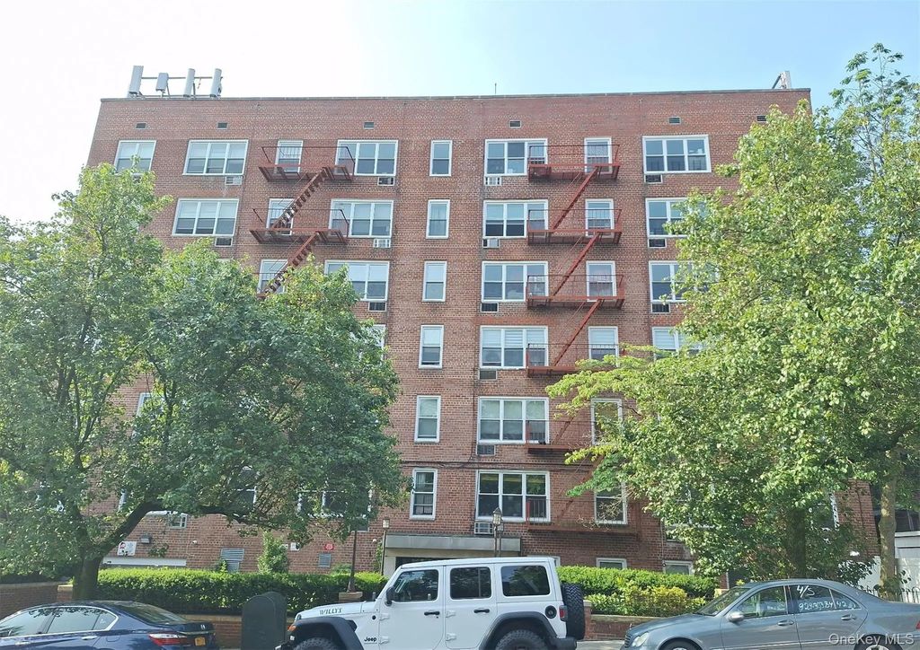 5730 Mosholu Avenue # 6a, Bronx