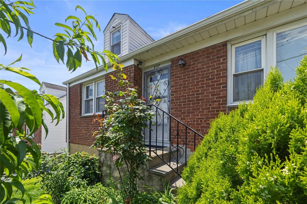 237 Woodland Avenue, Yonkers