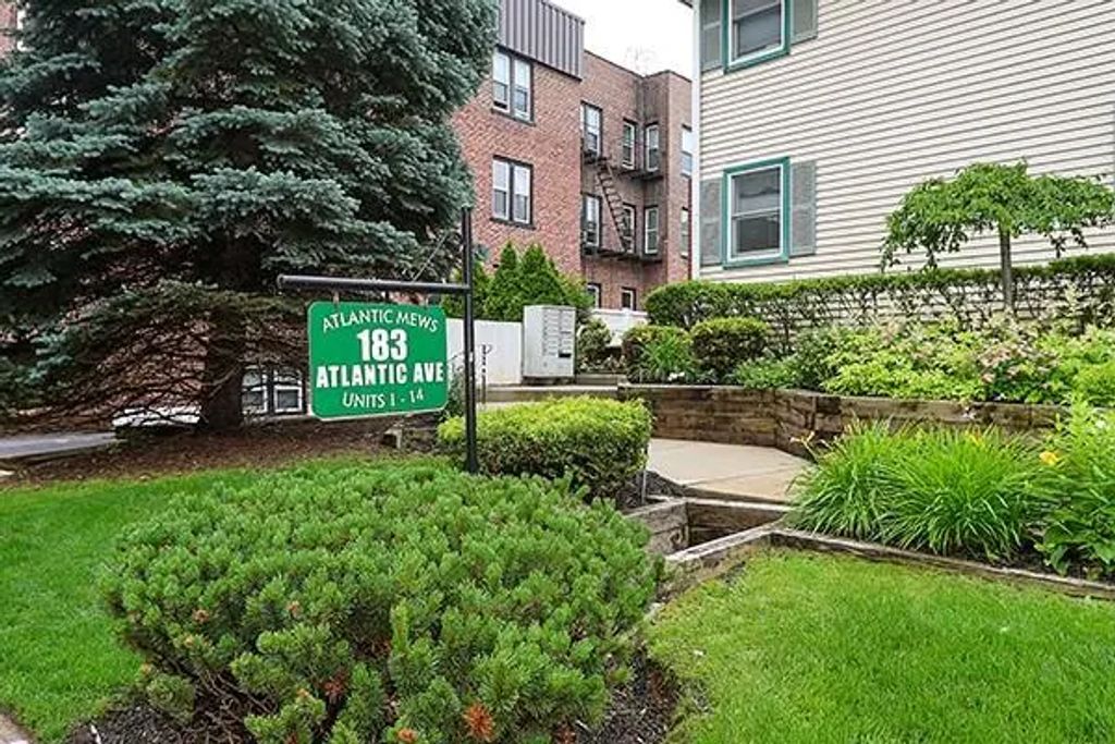 183 Atlantic Avenue 8, Lynbrook